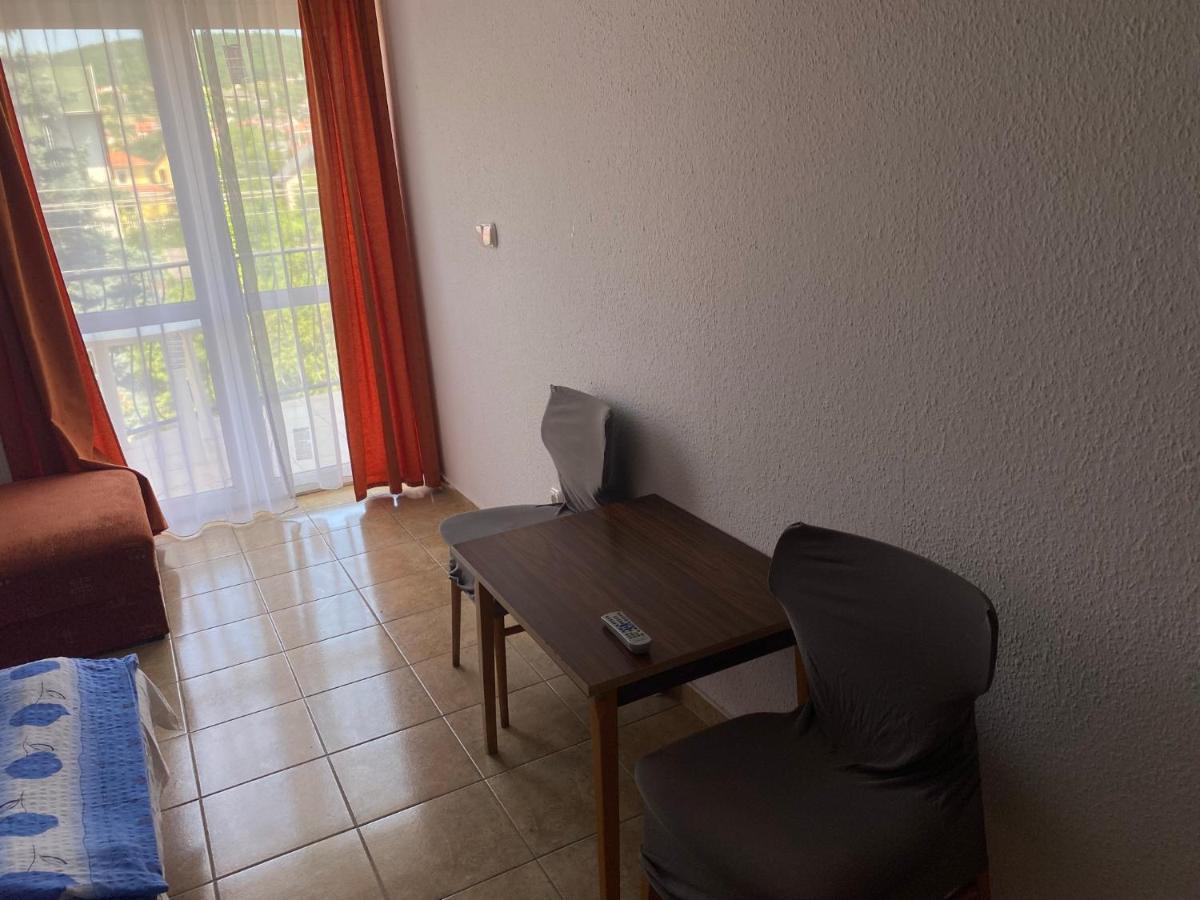 Abigel Apartmanhaz Balatonfüred Exterior foto