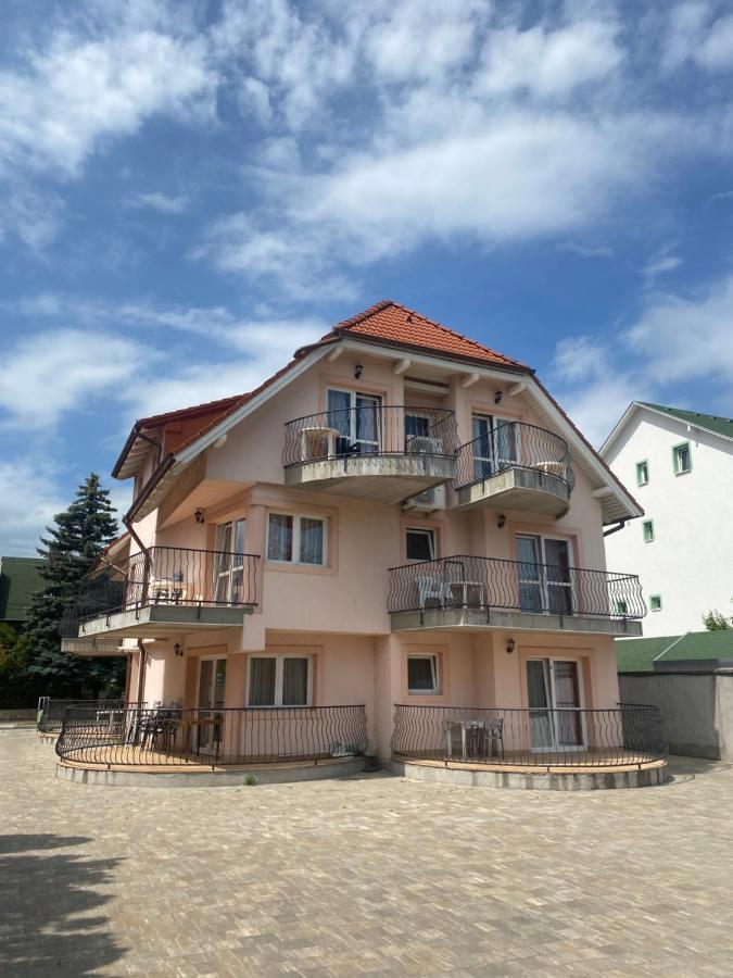 Abigel Apartmanhaz Balatonfüred Exterior foto